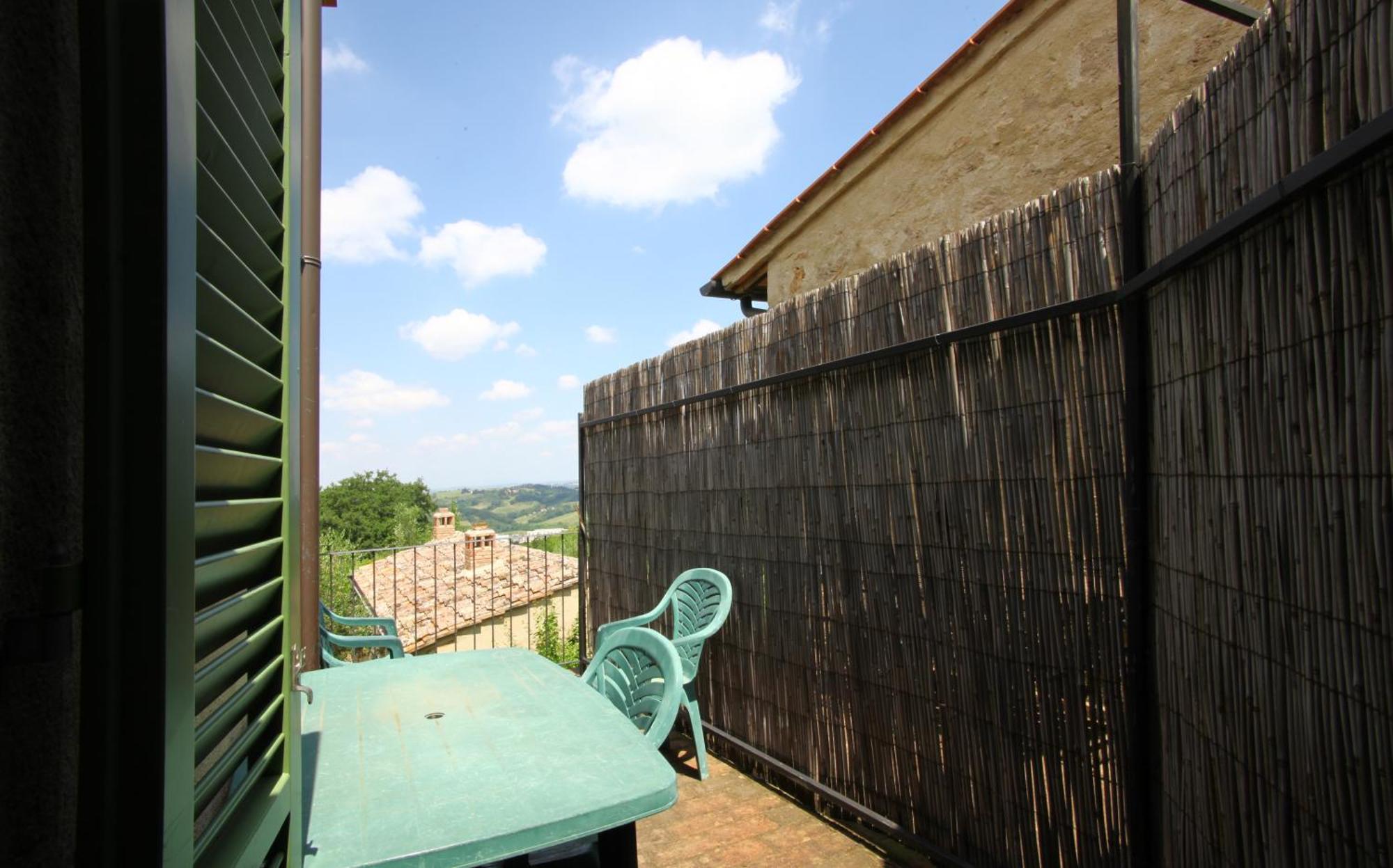 Podere Il Pino Poggibonsi Szoba fotó